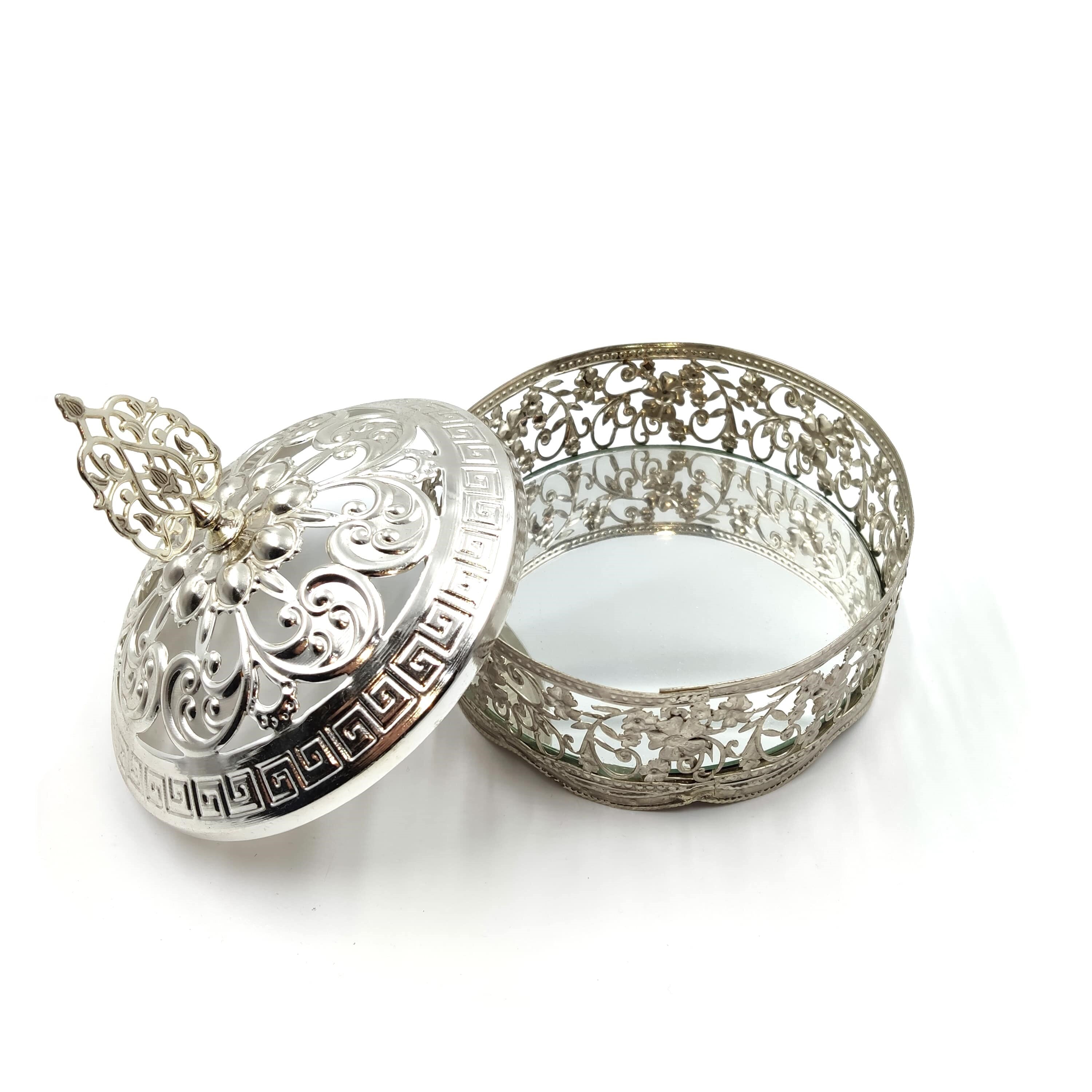 Golden Silver Colour Mirror Arabic Snack Bowl Authentic Serving Bowl With Lid Fruit Plate Candy Serving Tray